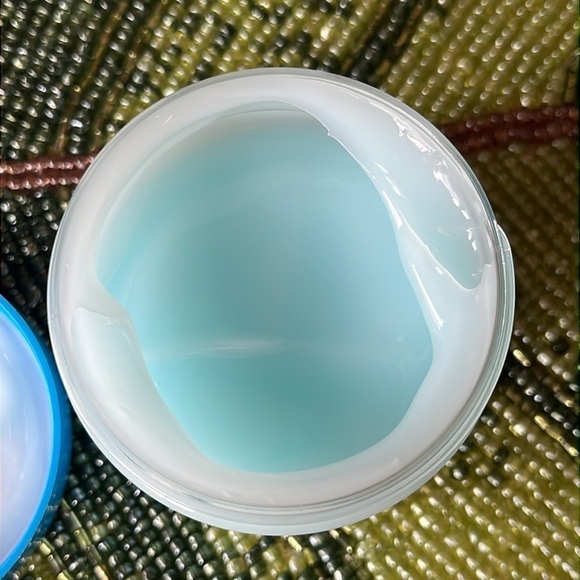 Brand New POND'S 24Hr Hydration Hyaluronic Acid Vitamin E & B3 Gel Moisturizer - Picture 11 of 12